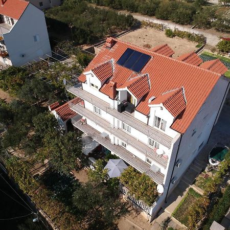 Villa Milic*** Доньї-Сегет Екстер'єр фото